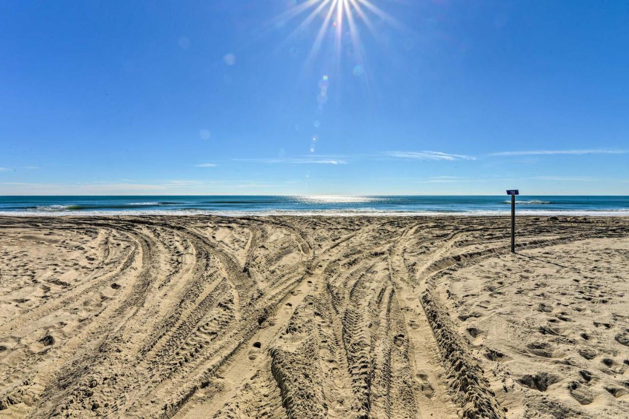1 Ocean Fun Emerald Isle Apt, Steps To Beaches! Bagian luar foto